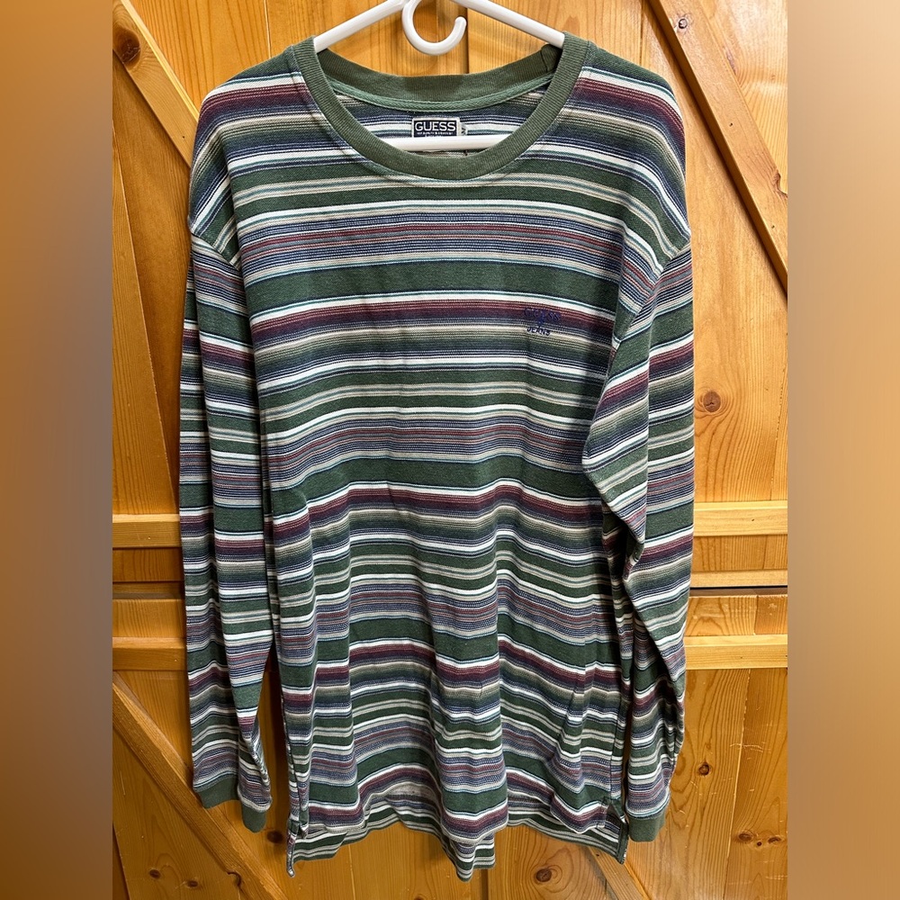 ⭐️NWT⭐️ Women’s Guess Top - Medium